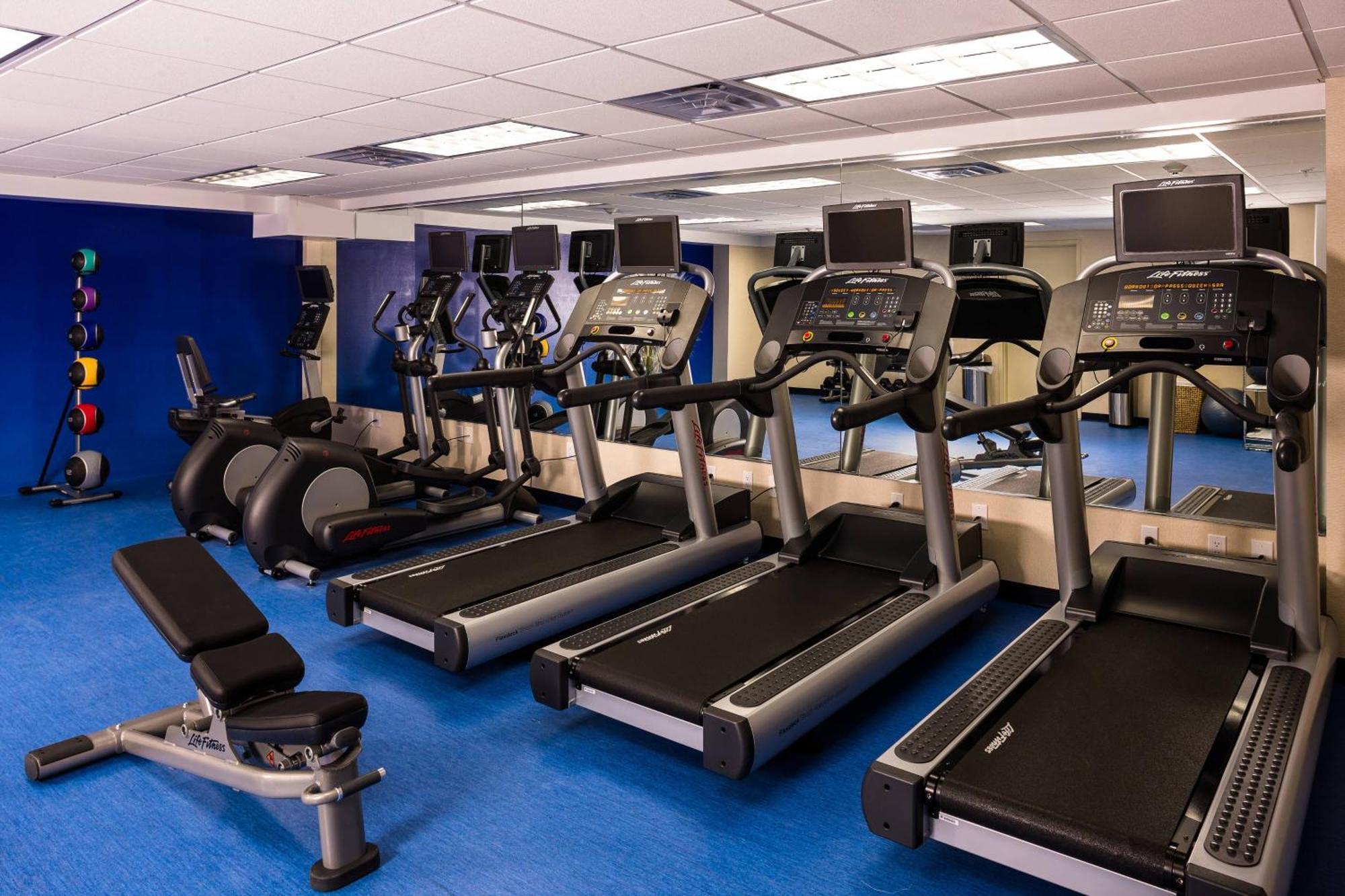 Springhill Suites By Marriott New York Laguardia Airport Экстерьер фото