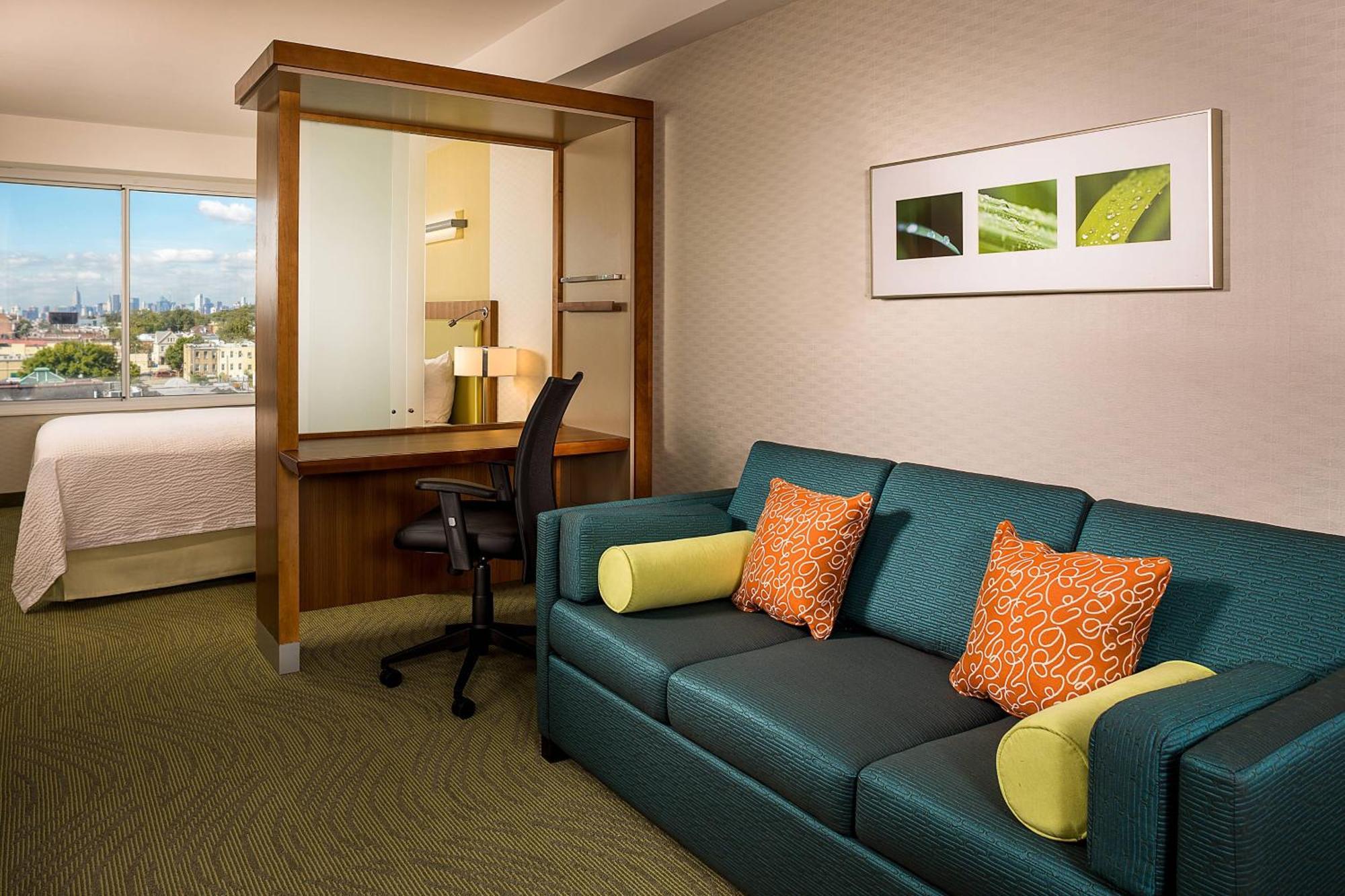 Springhill Suites By Marriott New York Laguardia Airport Экстерьер фото