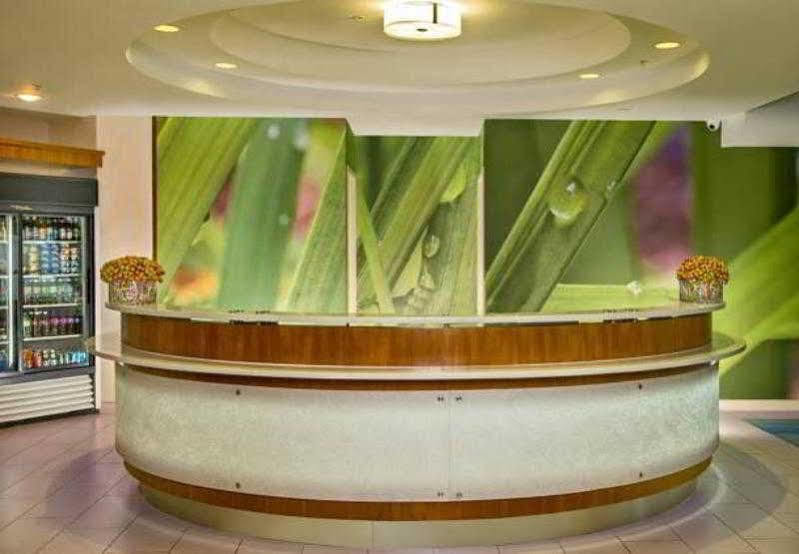 Springhill Suites By Marriott New York Laguardia Airport Экстерьер фото